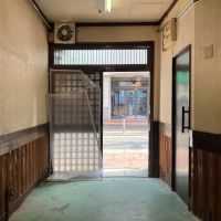 大阪市城東区東中浜１丁目の賃貸物件/レンガ舗装の全面歩道。