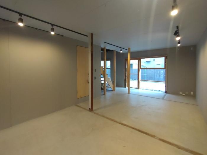 吹田市南吹田2丁目の賃貸物件/ショップや事務所で使える土間エリア。(F)