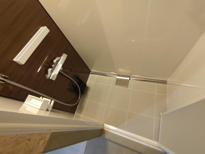 吹田市南吹田2丁目の賃貸物件/シャワールーム。（F)