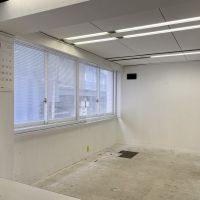 大阪市西区土佐堀3丁目の売買物件/間取りはコの字。