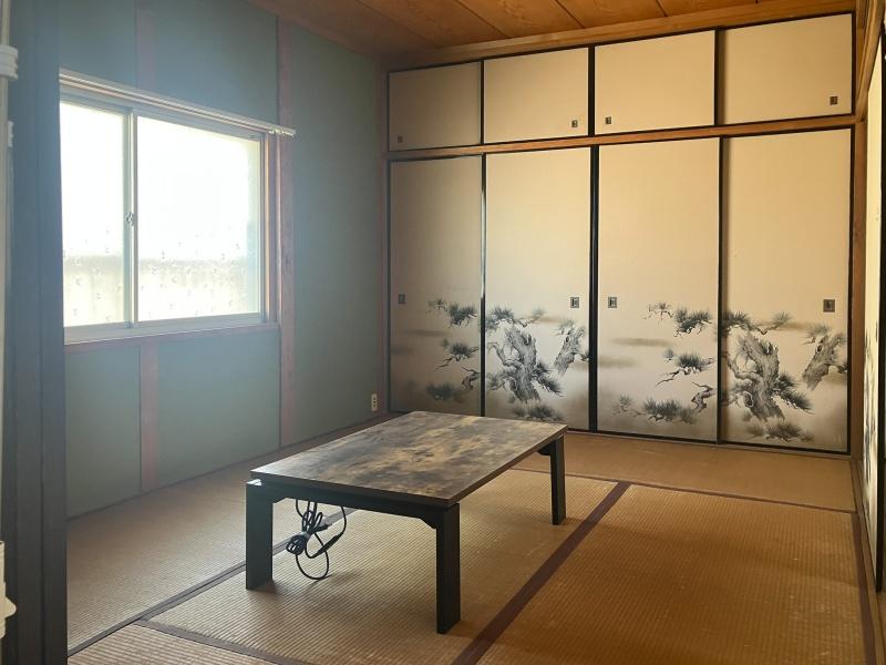 東大阪市東石切町２丁目の賃貸物件/シェアハウス区画203号室。開口は東向き。