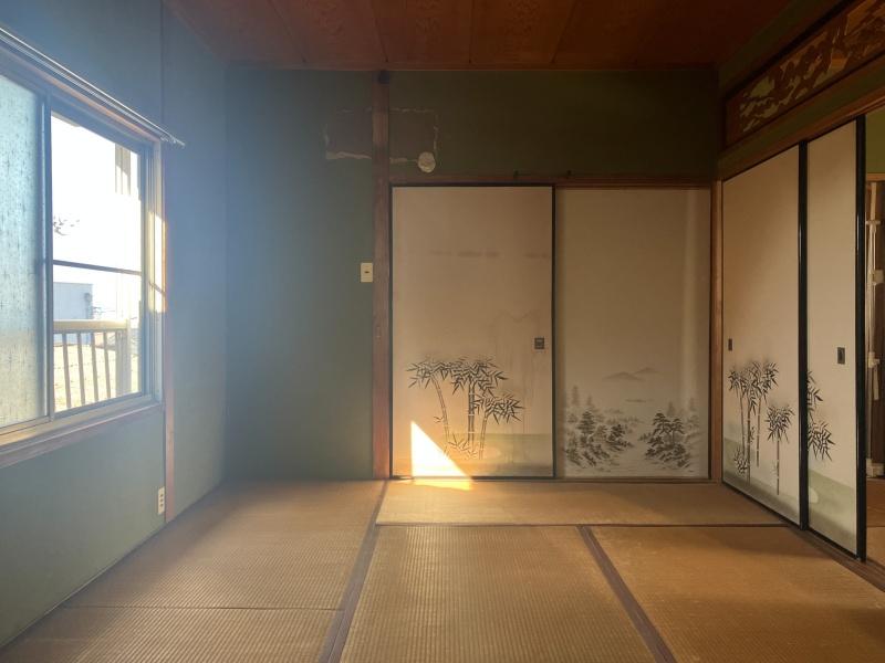 東大阪市東石切町２丁目の賃貸物件/シェアハウス区画202号室。開口は西向き。