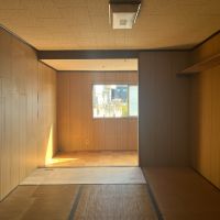 東大阪市東石切町２丁目の賃貸物件/アトリエ区画206号室。一番広く、約９畳。