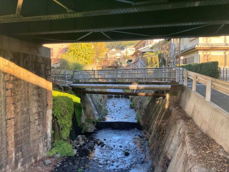 東大阪市東石切町２丁目の賃貸物件/山からの流水がキラキラ。