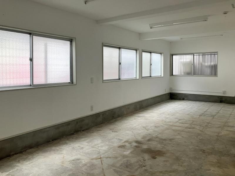 大阪市天王寺区城南寺町の賃貸物件/窓がたくさん。