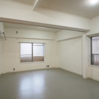 大阪市浪速区元町2丁目の賃貸物件/二面採光のワンルーム。自然光も気持ちよく入ってきそうです。（404号室）