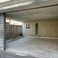 大阪府高槻市塚原6丁目の売買物件/車庫（最大高さは約2,200mm）