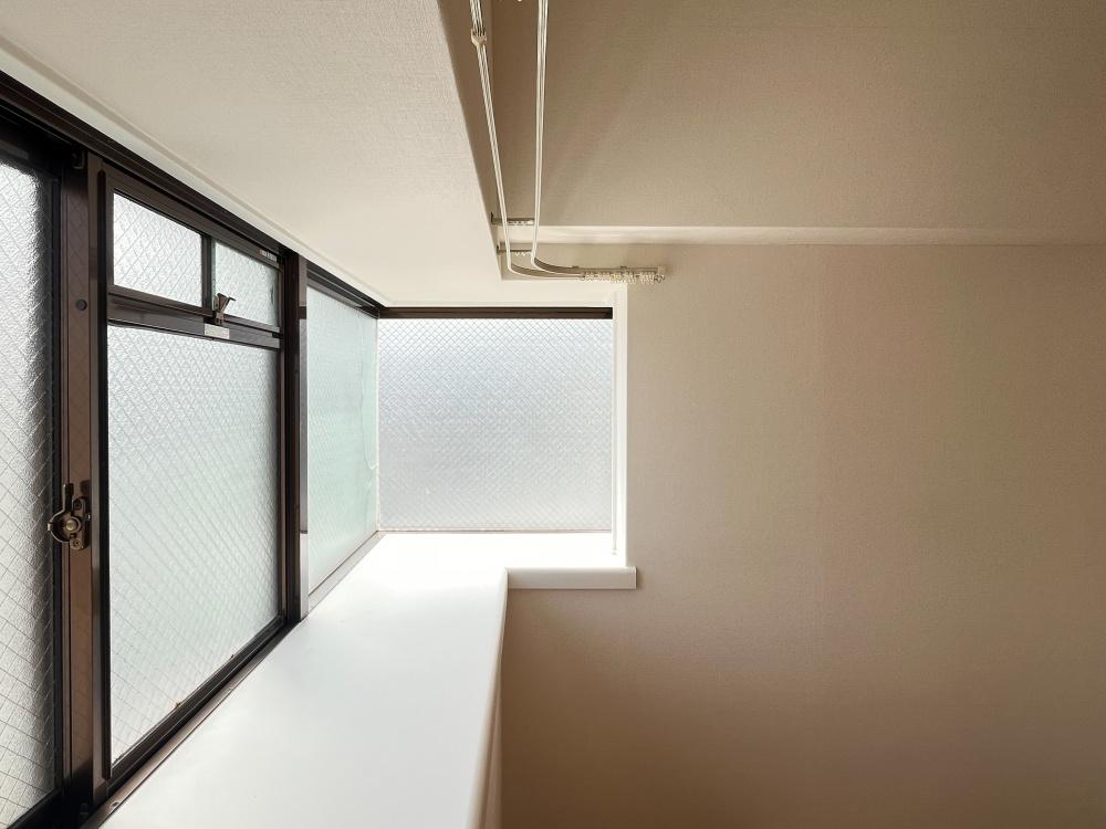 大阪府大阪市都島区内代町１丁目の賃貸物件/出窓は角部屋の特権。