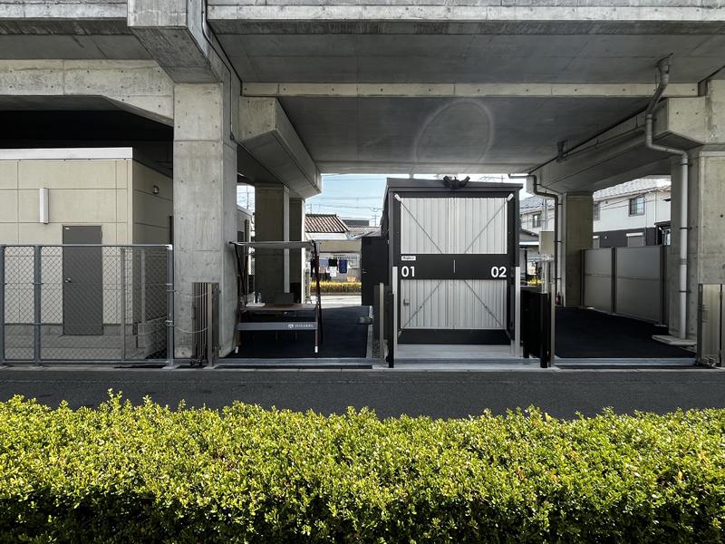 東大阪市俊徳町２丁目の賃貸物件/高架下に出現したガレージ付きスモールオフィス
