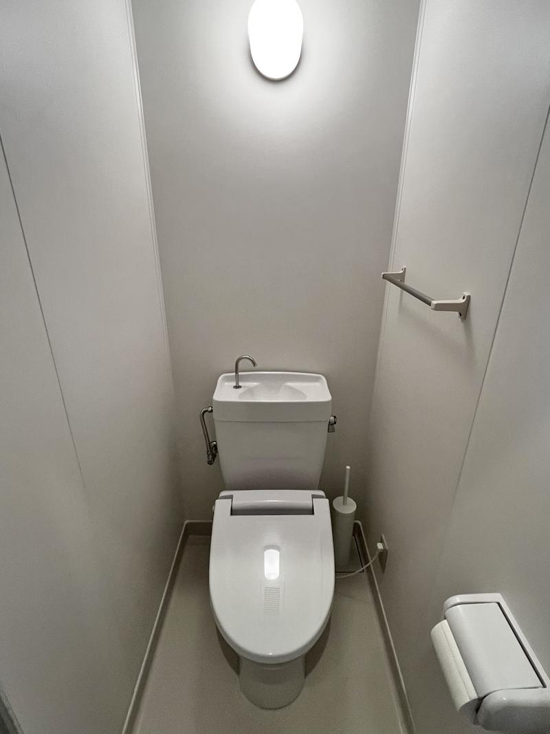 東大阪市俊徳町２丁目の賃貸物件/専用のトイレ