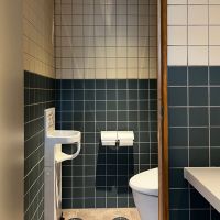 大阪府守口市本町の賃貸物件/共用のトイレ、他にも授乳室等の共用部も充実。