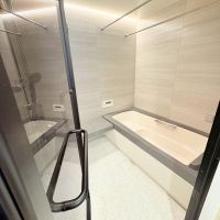 大阪市東住吉区南田辺5丁目の売買物件/浴室は1618サイズ。浴室乾燥機もついています。