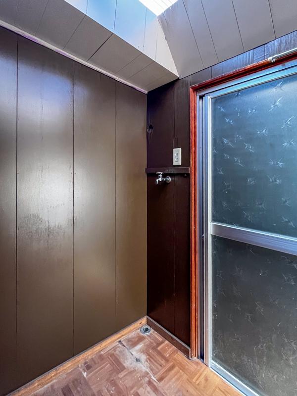 大阪府東大阪市永和三丁目の賃貸物件/洗濯機置き場は室内で冬も安心です。