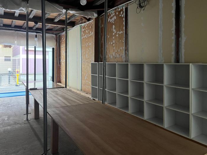 大阪市北区中崎2丁目の賃貸物件/木造の天井を活かした、ほぼスケルトンに近い状態。