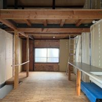 大阪市北区中崎2丁目の賃貸物件/階段を上がった先に広がる、2階スペース。