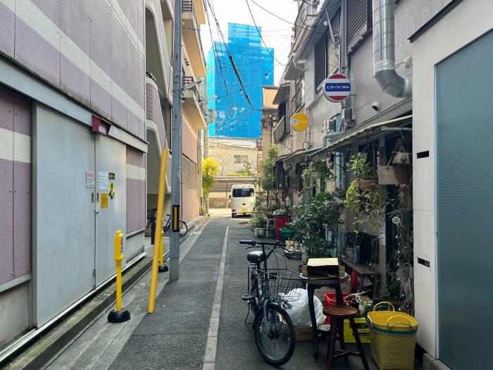 大阪市北区中崎2丁目の賃貸物件/路地裏のホットスポットになるポテンシャルを秘めています。