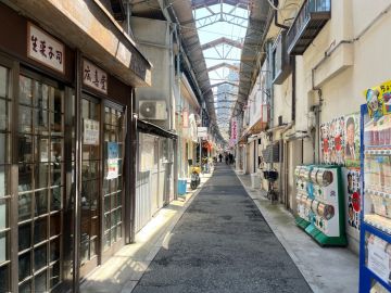 大阪府大阪市北区中津３丁目の賃貸物件/商店街の気になる路地【中津で店をやらないか?】