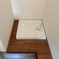 大阪市北区菅栄町の賃貸物件/［201］洗濯機は玄関横に。