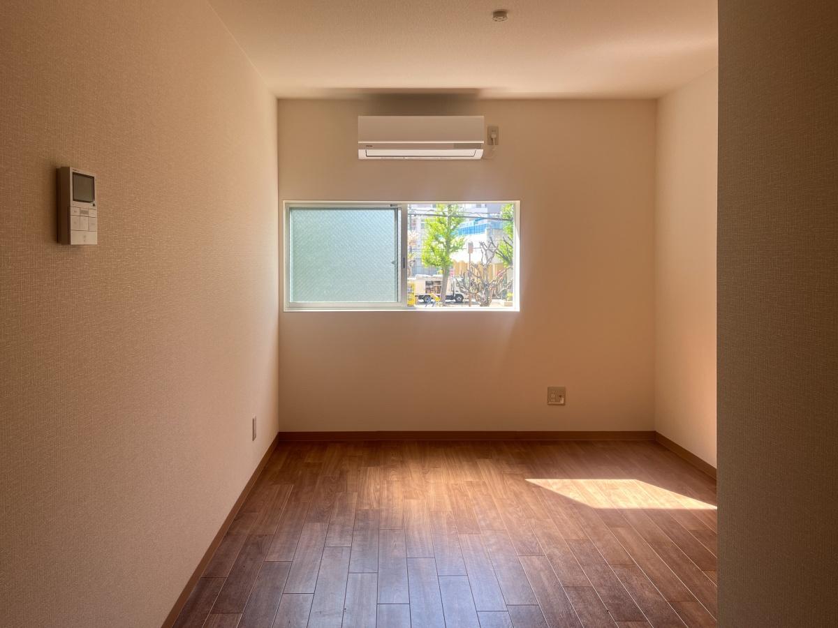 大阪市北区菅栄町の賃貸物件/［202］LDは公園側。