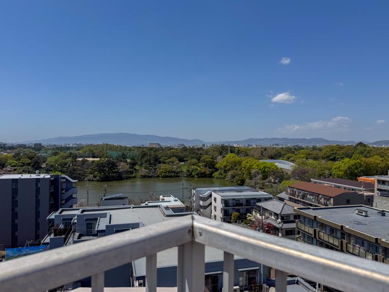 大阪府豊中市寺内１丁目の賃貸物件/最後にもう一度目前に広がる緑地公園を鳥瞰してみる。