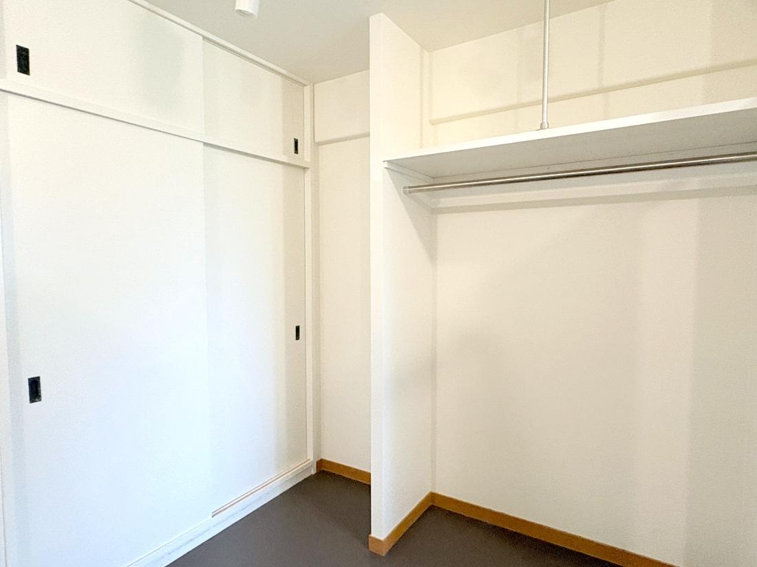 大阪府豊中市寺内の売買物件/収納は大容量です。