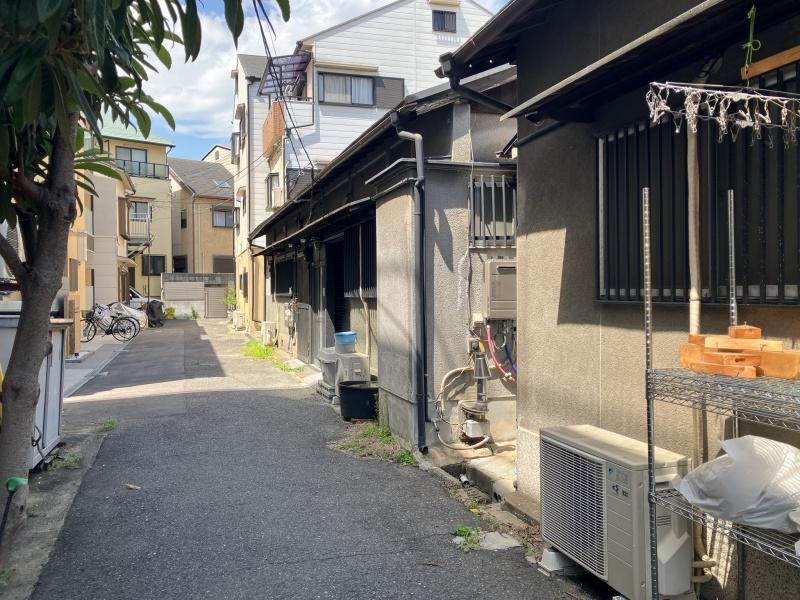 大阪市西淀川区姫里1の賃貸物件/三軒並んでいます。