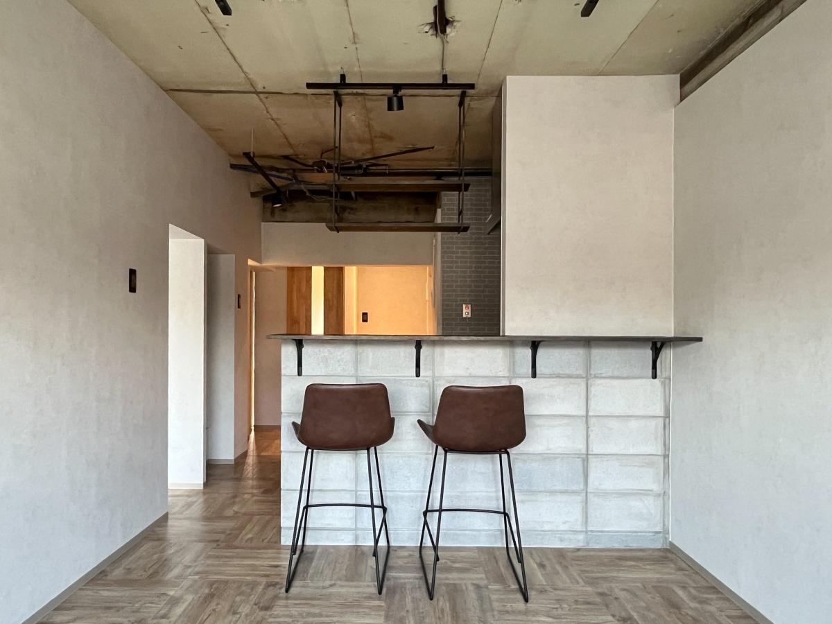 大阪府大阪市東淀川区下新庄６丁目の賃貸物件/カウンターで並んでご飯。