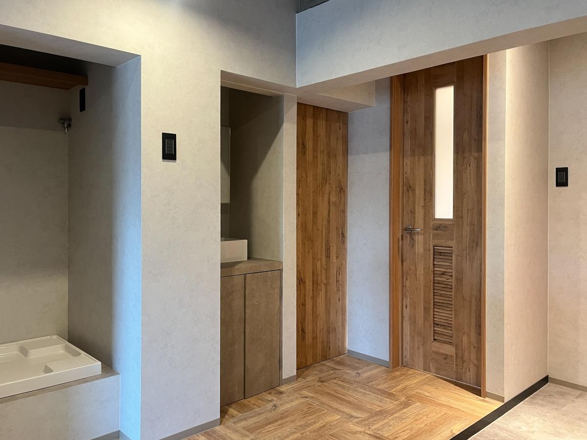 大阪府大阪市東淀川区下新庄６丁目の賃貸物件/水回りは玄関の近くにまとまっています。