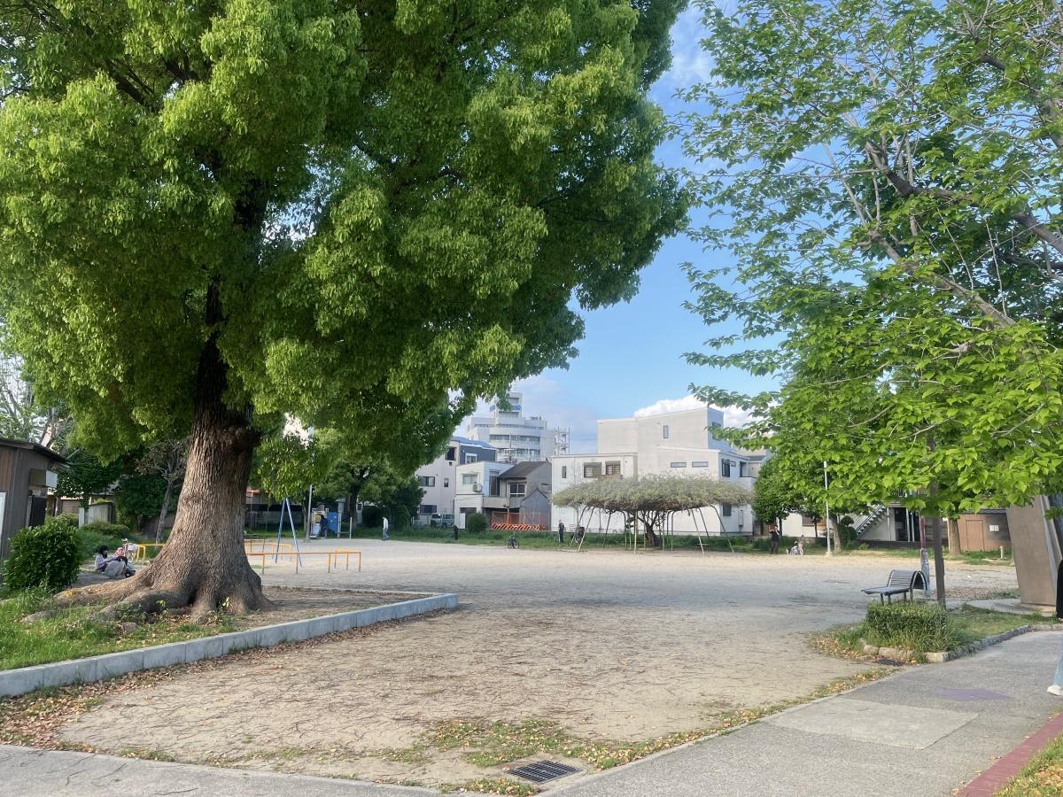 大阪府大阪市東淀川区下新庄６丁目の賃貸物件/家を出て徒歩2分で、下新庄公園。