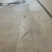 大阪市北区西天満４丁目の賃貸物件/前入居者の名残で、ハサミが埋まっていました。