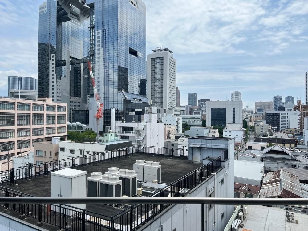 大阪市北区大淀中1丁目の賃貸物件/スカイビルがよく見えます。