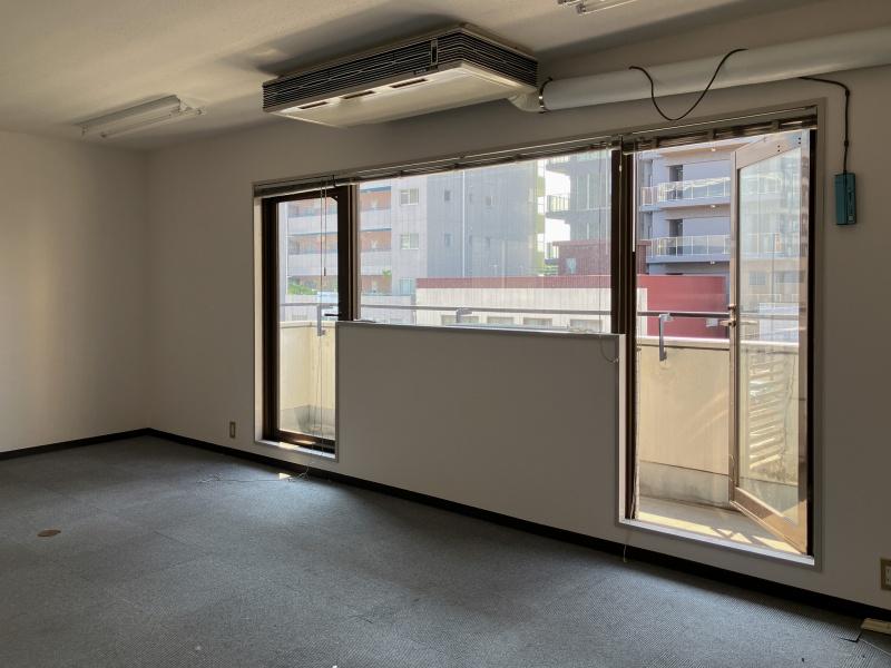 大阪市都島区片町1丁目の賃貸物件/南向き開口。