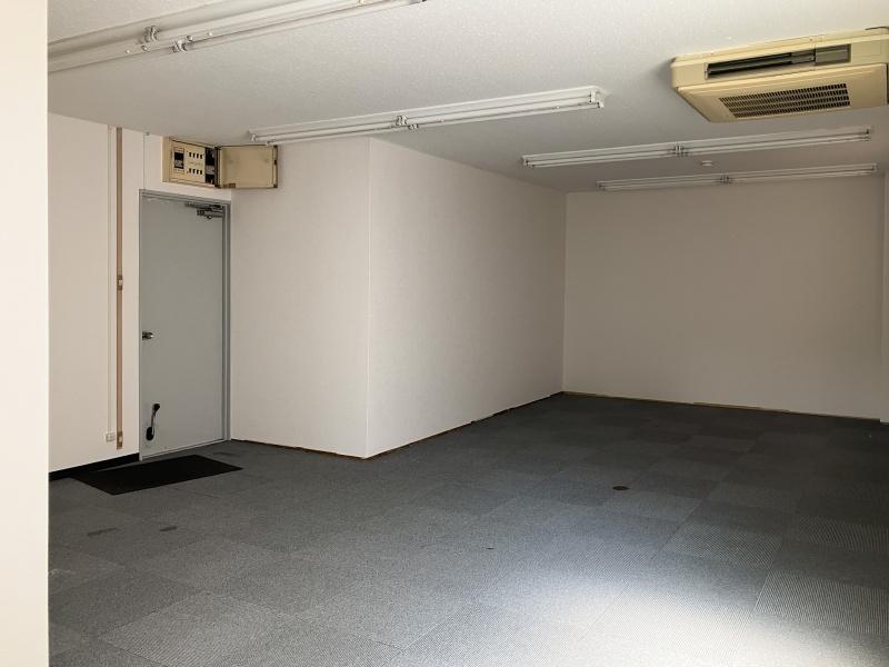大阪市都島区片町1丁目の賃貸物件/入り口は二ヶ所あります。