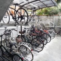 大阪市北区中崎西1丁目の賃貸物件/屋根付き駐輪場。