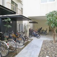 大阪市住吉区大領4丁目の賃貸物件/自転車置き場はオートロックの内側なので安心