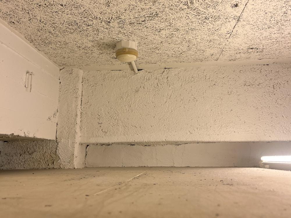 大阪市西区南堀江１丁目の賃貸物件/ロフトというより、隙間が！