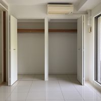 大阪市都島区網島町の賃貸物件/広々収納が二つ。