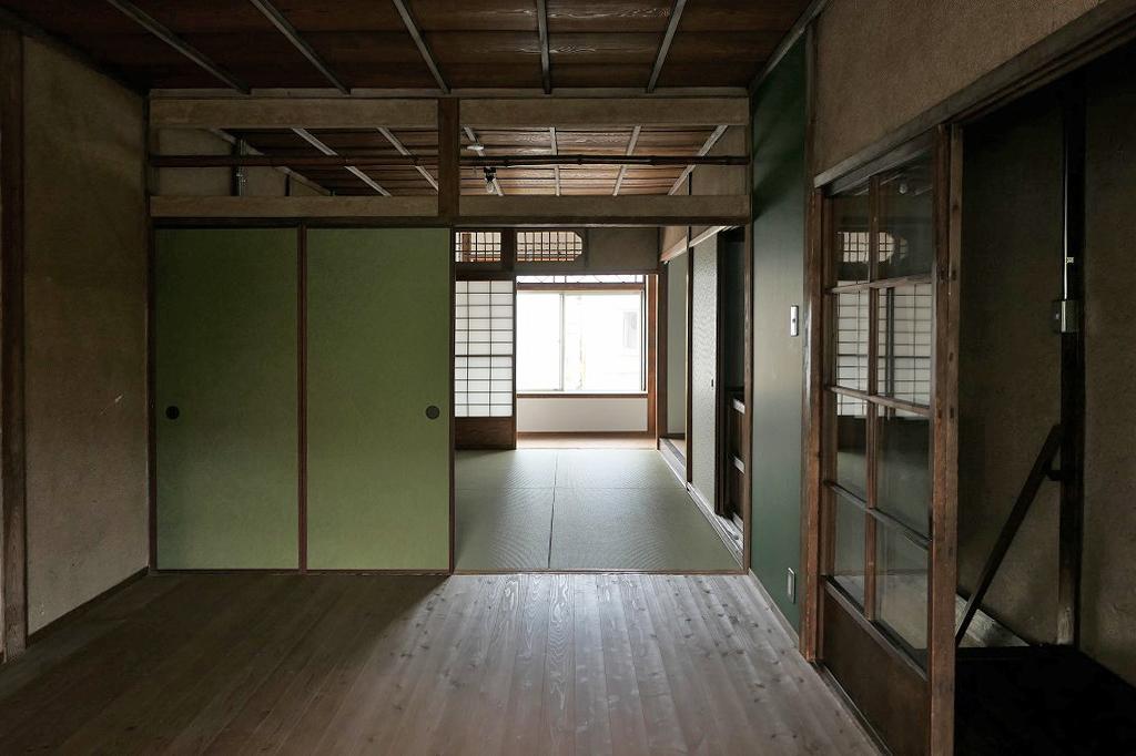 大阪市住之江区西住之江の賃貸物件/とにかくゆったりしています。約10帖と約7帖の二間続き。