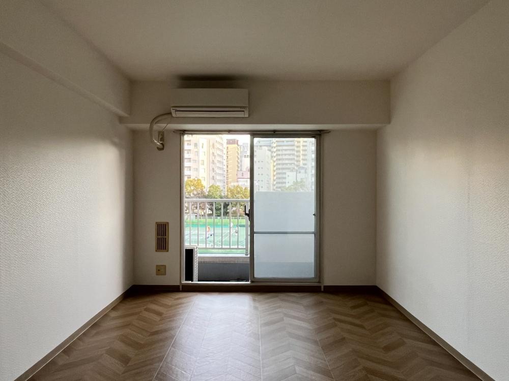 大阪市西区京町堀の賃貸物件/【Aタイプ】洋室。