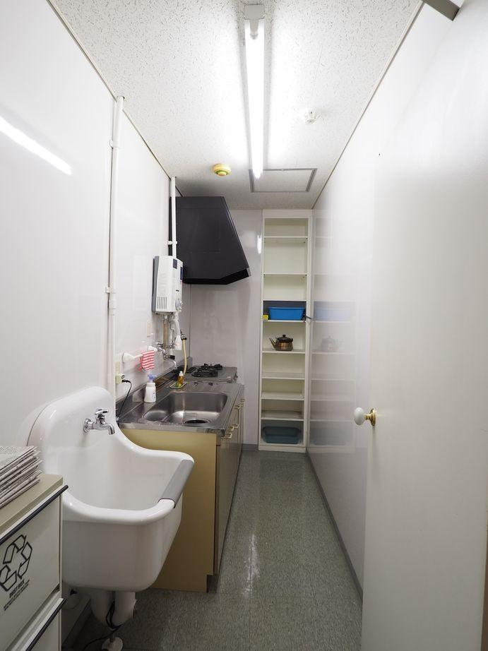 大阪市西区江戸堀1丁目の賃貸物件/1階に共用の湯沸かし室があります。