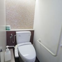 大阪市西区江戸堀1丁目の賃貸物件/3階トイレ。3階は温水洗浄便座付きです。