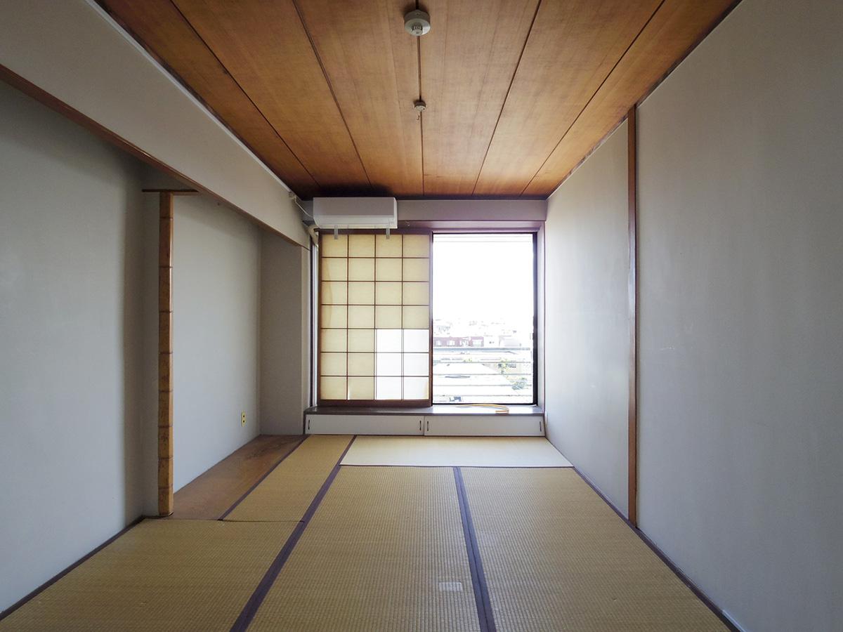 板張り天井の和室もいい雰囲気