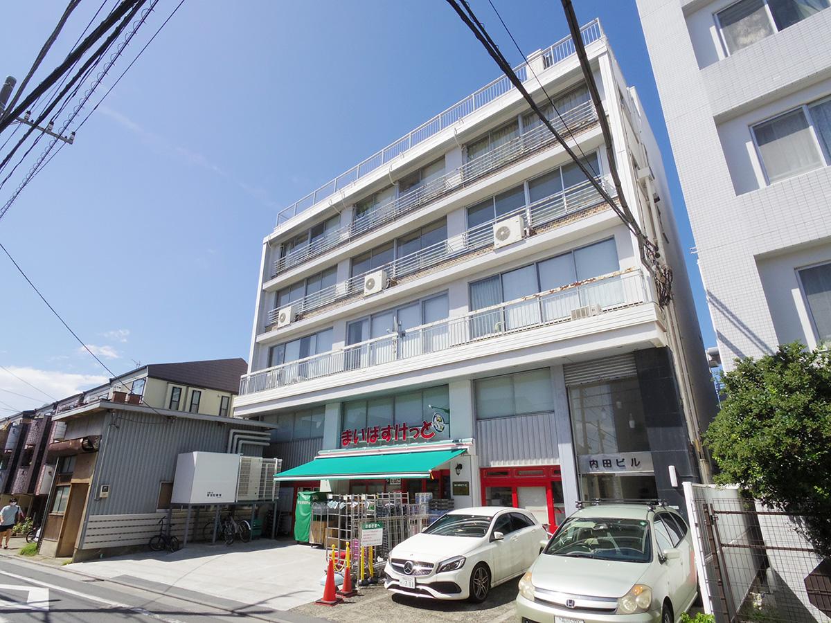 「まいばすけっと」が1階にあるので買い物も便利