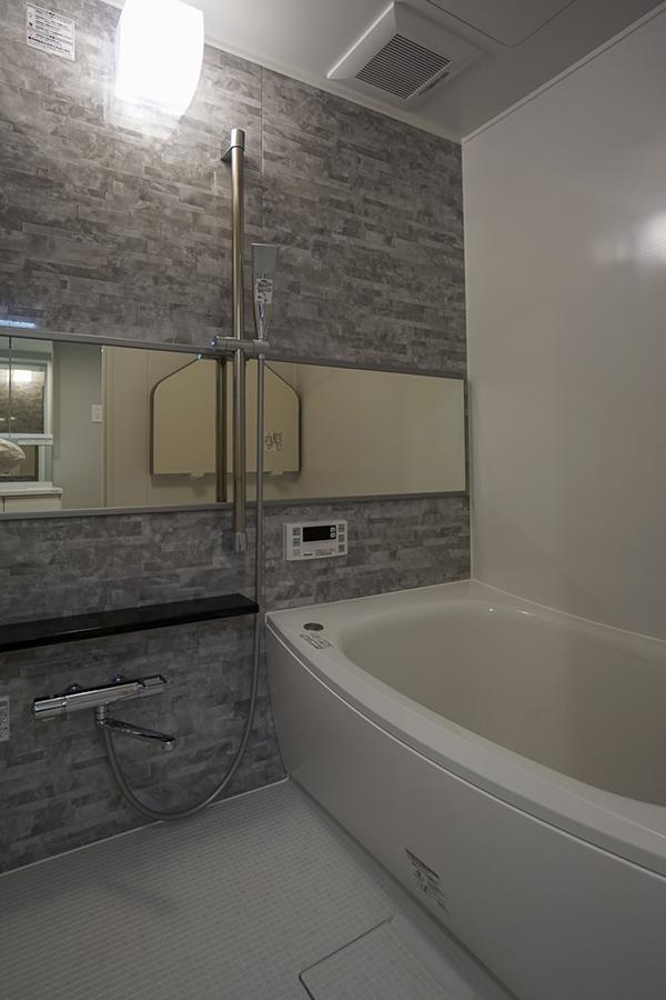 世田谷区大原の賃貸物件/浴室。追いだき、浴室乾燥機能付き