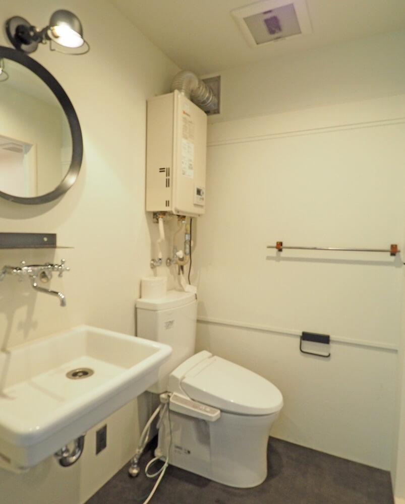 墨田区業平の賃貸物件/トイレ洗面は一部屋にまとまっています