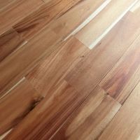 板橋区蓮根の賃貸物件/床の色合いはこんな感じ