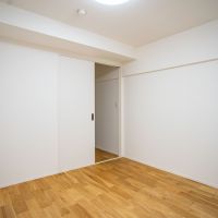 台東区根岸の賃貸物件/4.6帖の洋室。窓がないこもり部屋