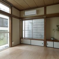 江戸川区北小岩の賃貸物件/1階6畳の洋室。床は張り替えられているものの、和室の名残を感じる
