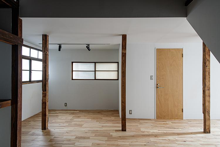 台東区日本堤の賃貸物件/住居スペースとは動線が分かれている1階スペース。事務所や店舗にするのによさそう