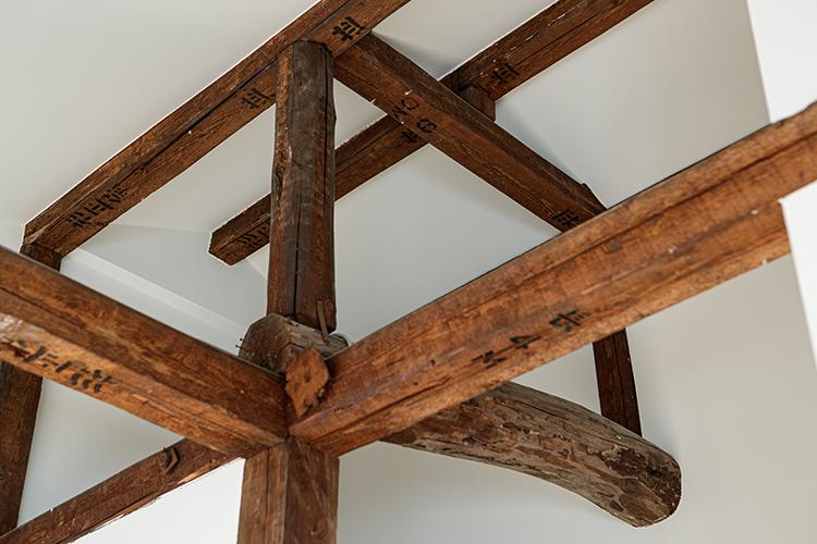 台東区日本堤の賃貸物件/木部が渋い